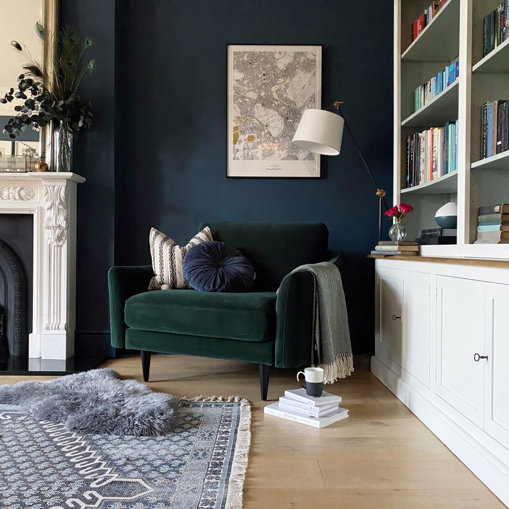 Inspiration for a scandinavian living room remodel in Surrey