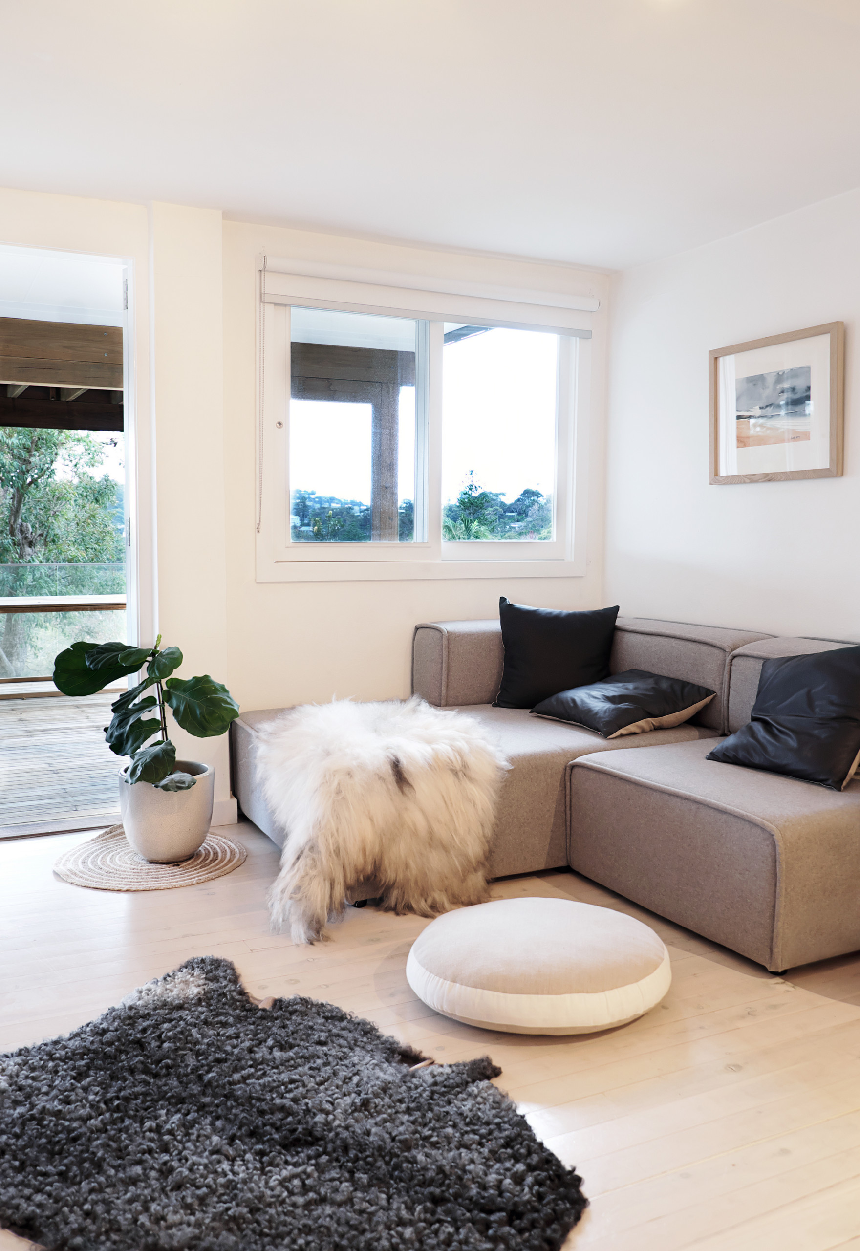 houzz coastal living rooms on Showcase Modern Living Room Houzz