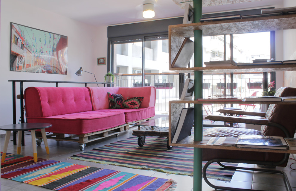 This is an example of a bohemian living room in Tel Aviv.