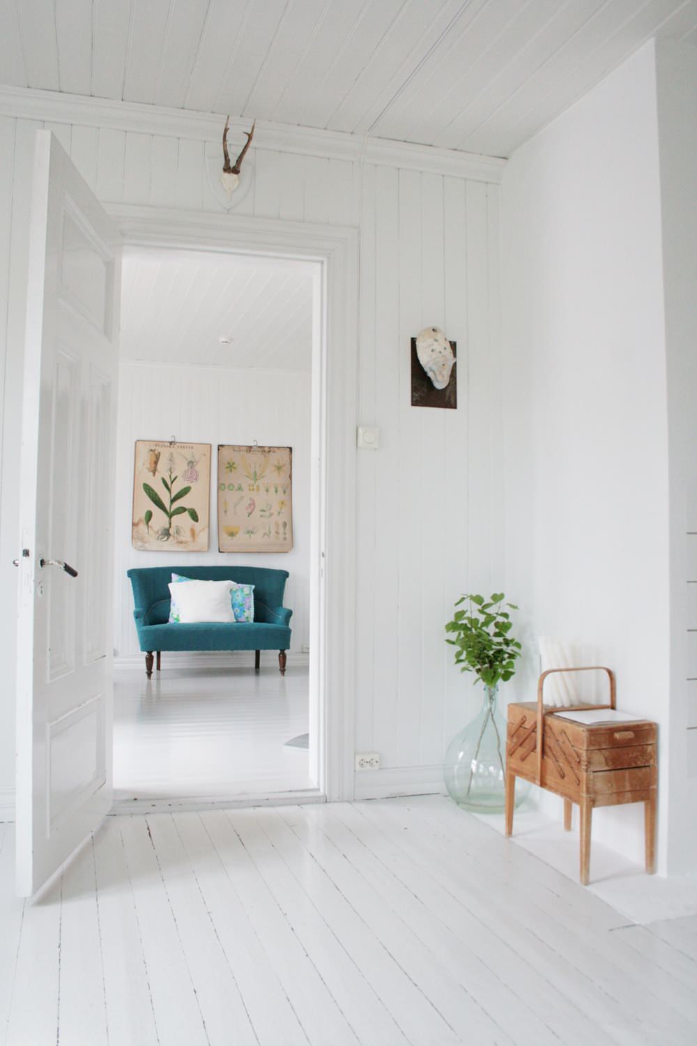 Are You Gutsy Enough to Paint Your Floor White