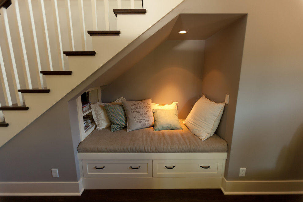 Living room - traditional living room idea in San Francisco