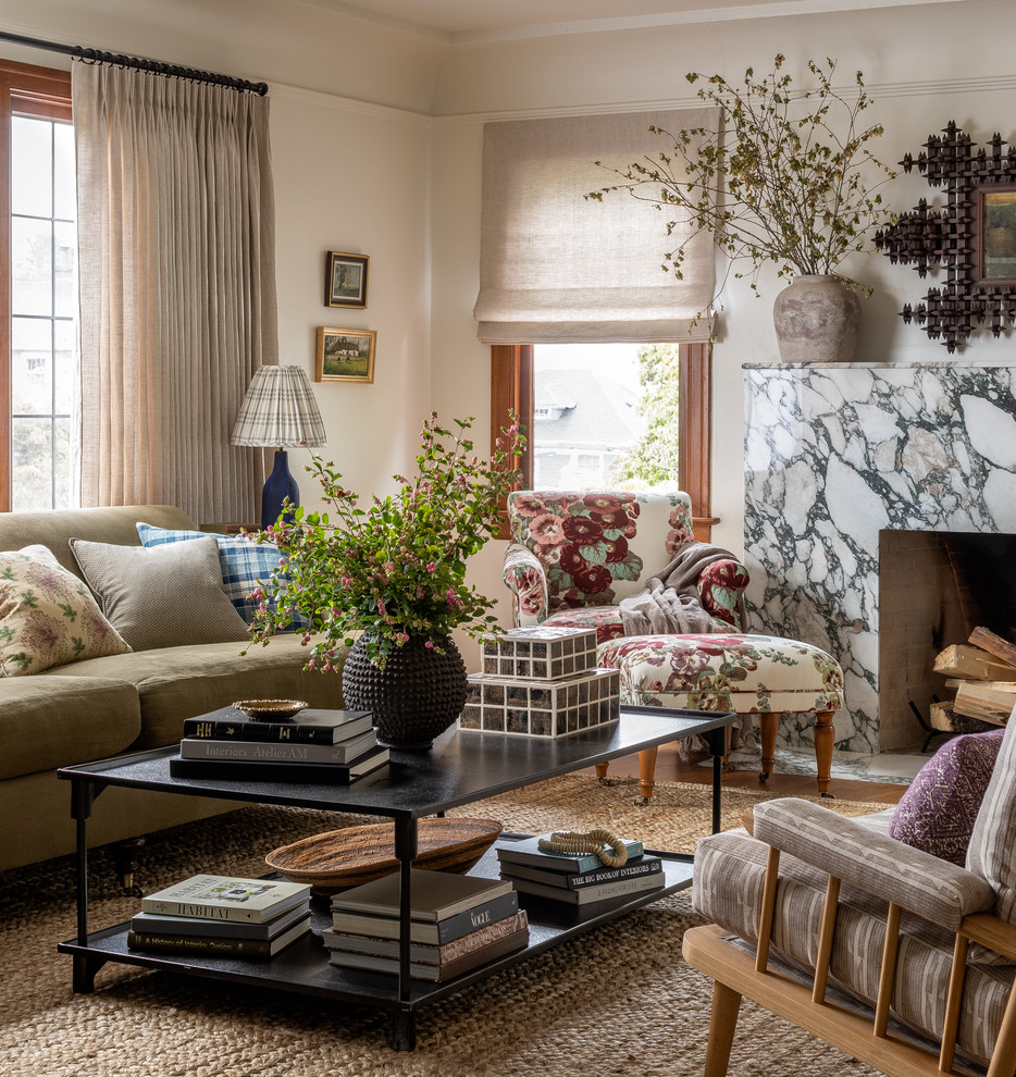 Living room - traditional living room idea in Seattle