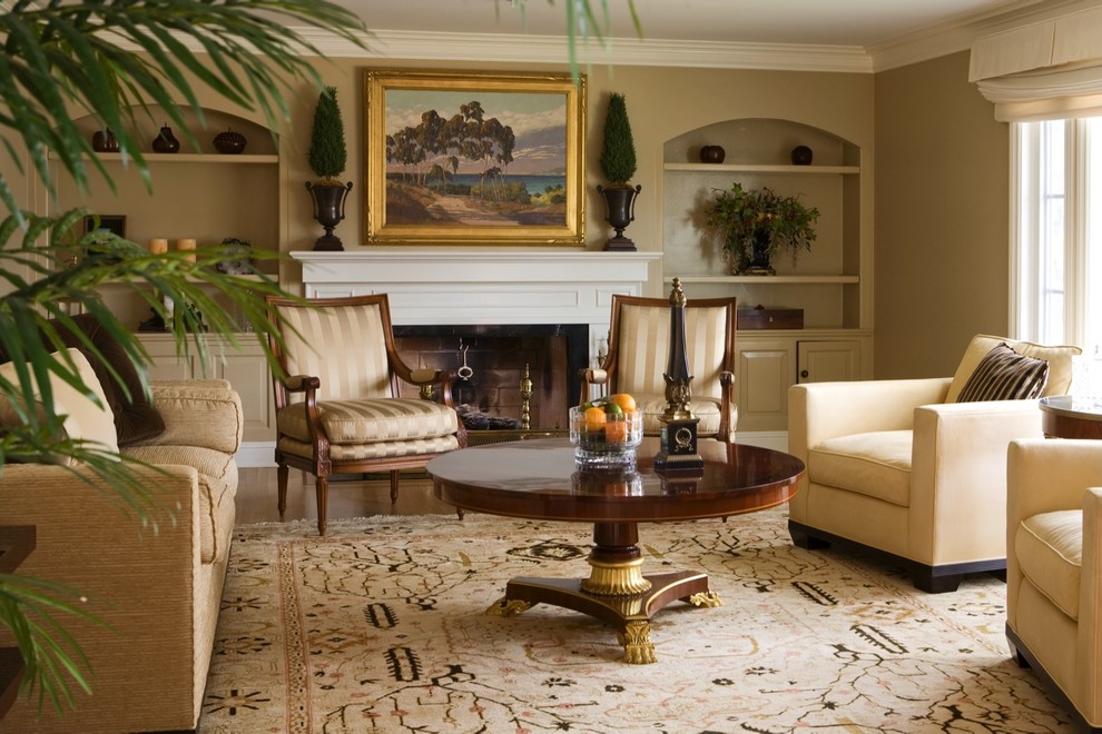 Inspiration for a timeless living room remodel in Los Angeles