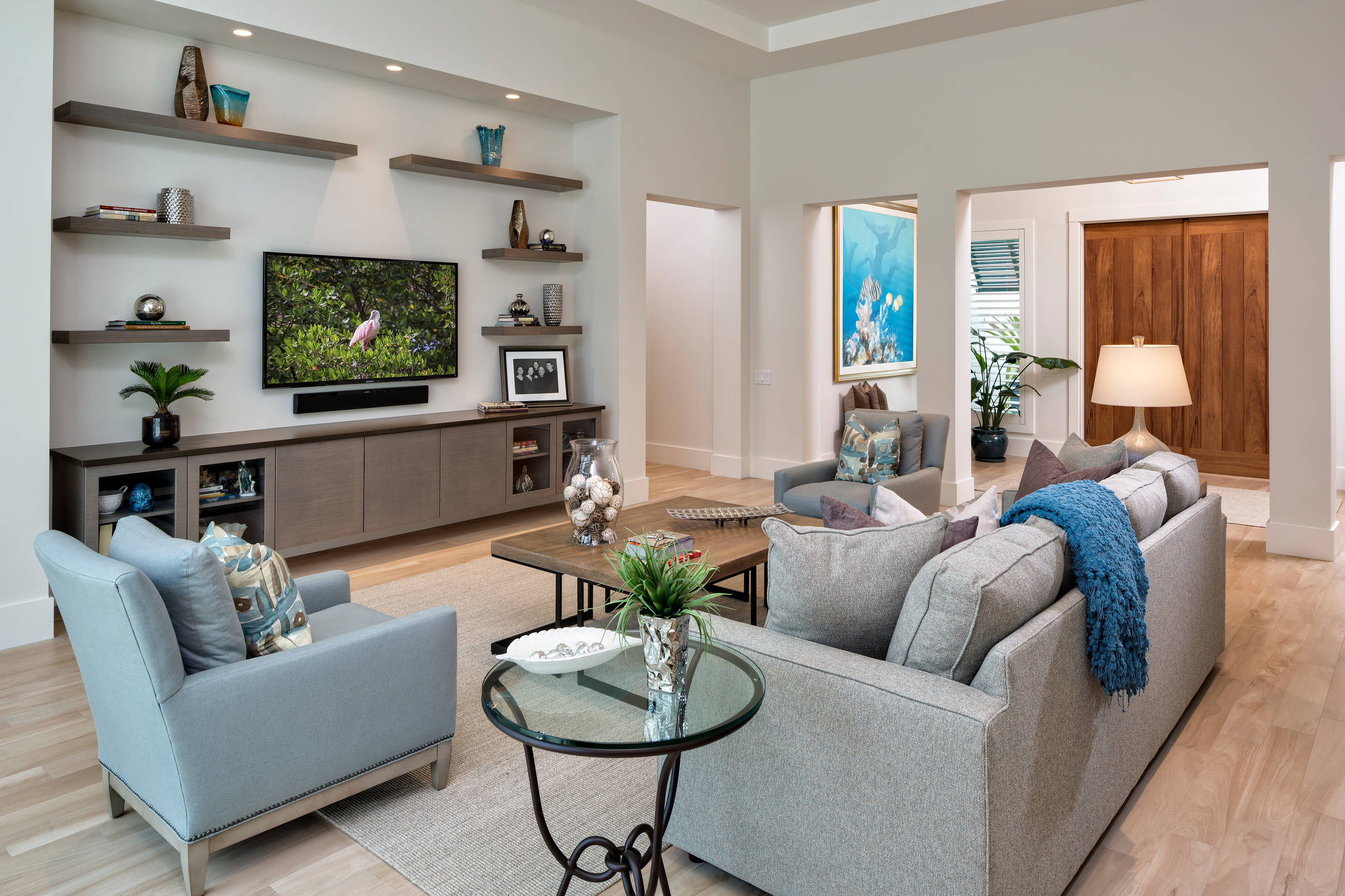 75 Living Room with a Wall-Mounted TV Ideas You'll Love - January, 2024 |  Houzz