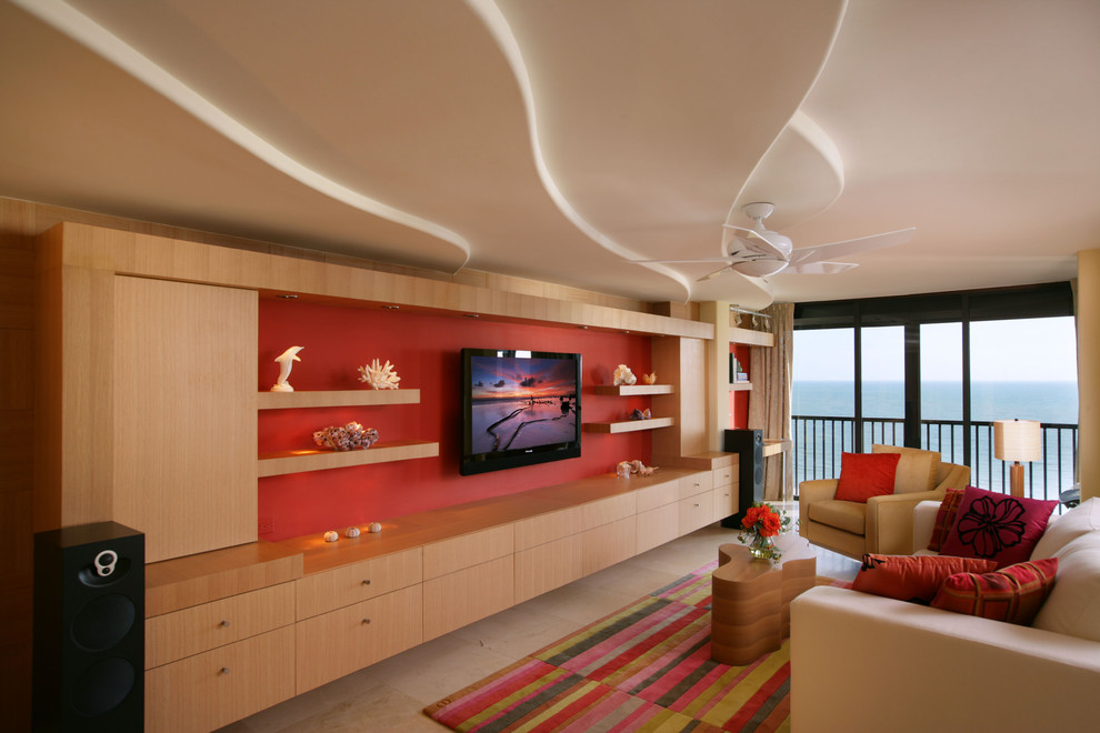 Источник вдохновения для домашнего уюта: парадная, двухуровневая гостиная комната среднего размера:: освещение в современном стиле с красными стенами, телевизором на стене и полом из керамической плитки