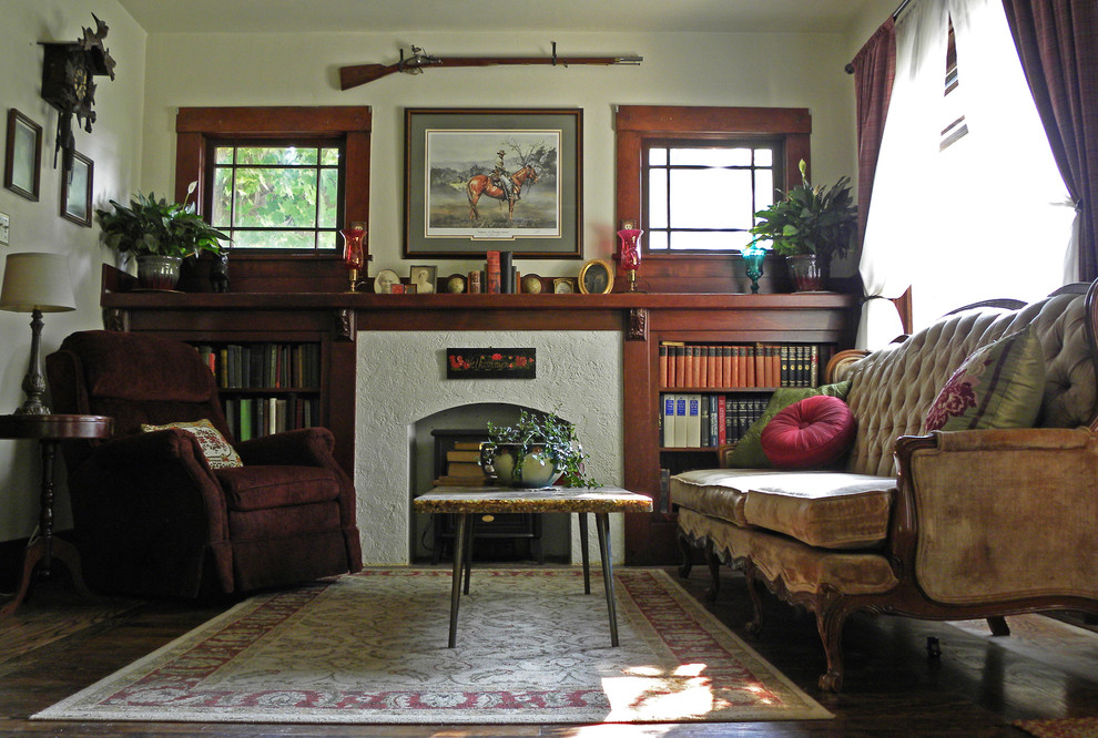 Example of an arts and crafts living room design in Dallas