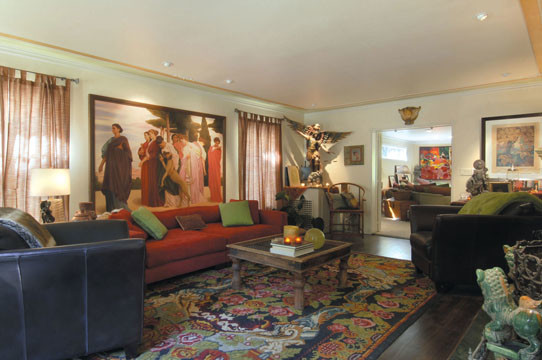 This is an example of a bohemian living room in Los Angeles.