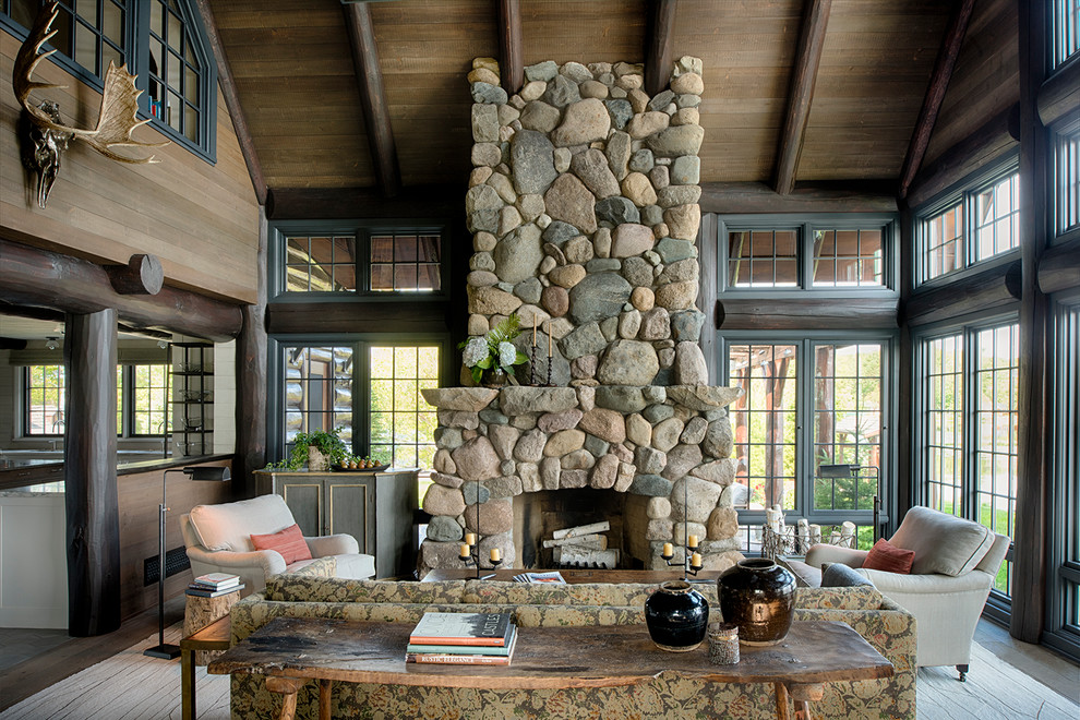 This is an example of a rustic living room in Minneapolis.