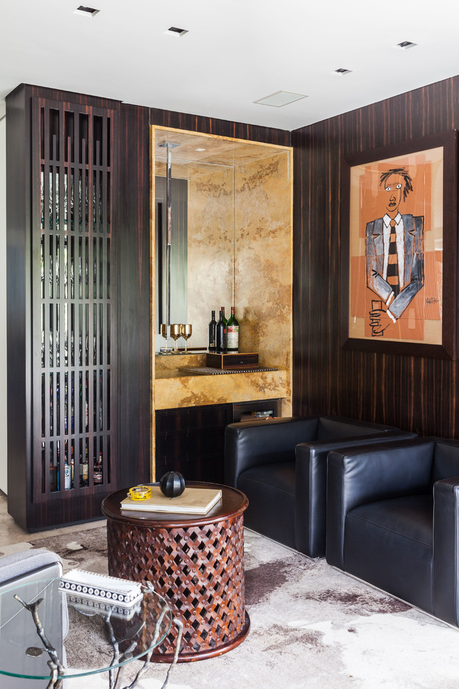 Стильный дизайн: гостиная комната в современном стиле с домашним баром - последний тренд