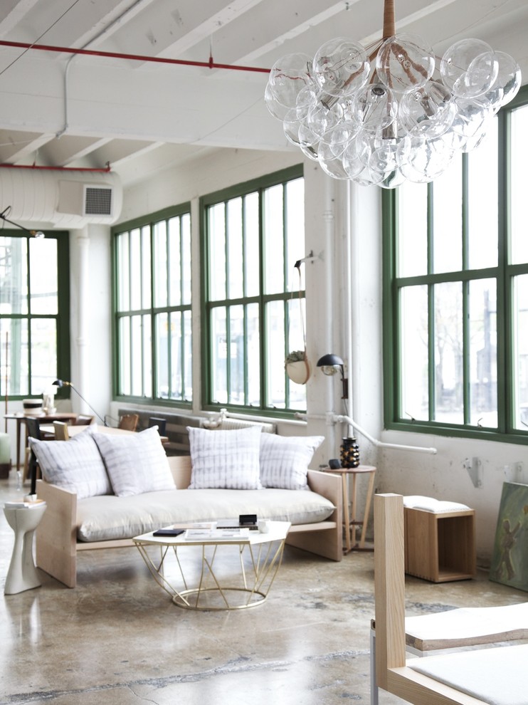 Minimalist living room photo in New York