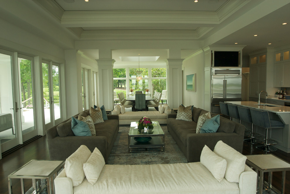 Foto di un soggiorno tradizionale di medie dimensioni e aperto con pareti bianche
