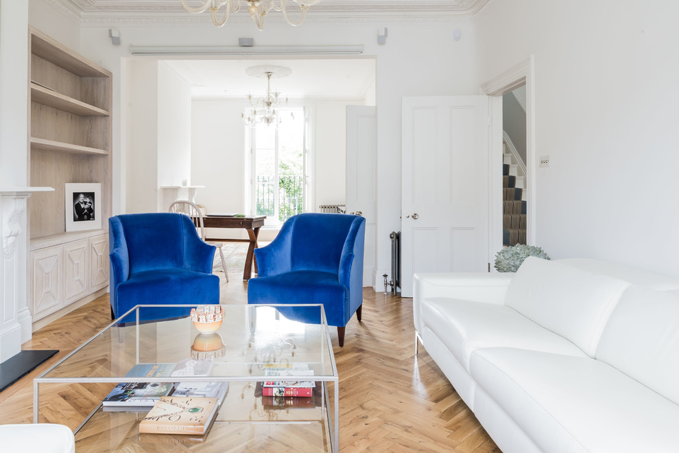 Oiled / White washed distressed oak parquet Traditional Living Room