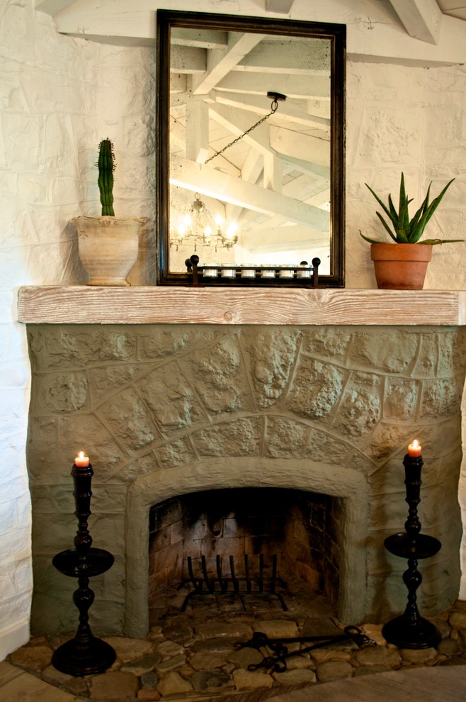 Example of a tuscan living room design in Santa Barbara