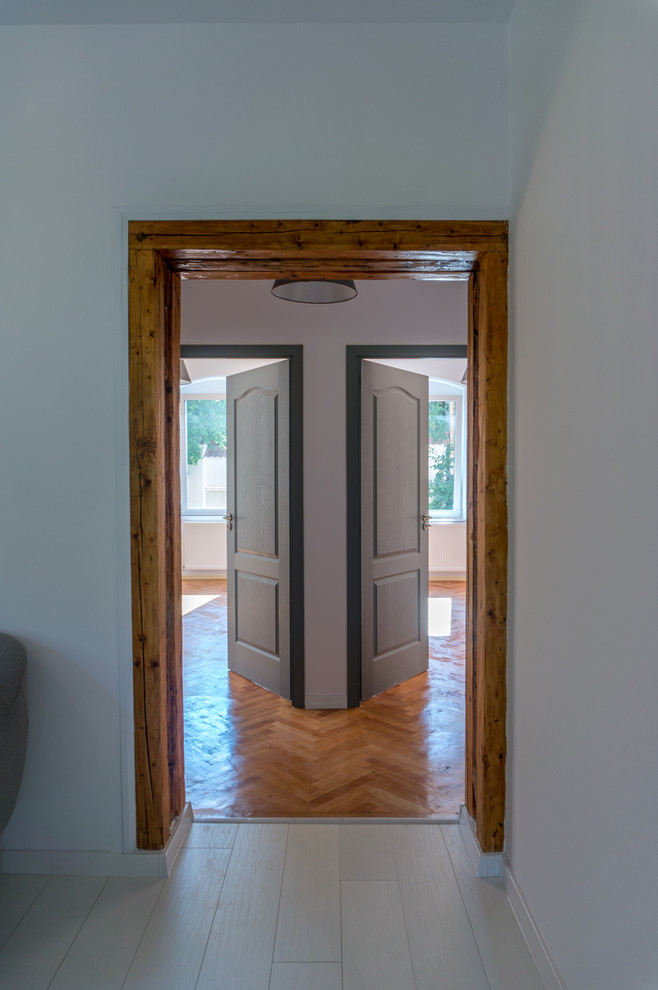 Стильный дизайн: открытая гостиная комната среднего размера в скандинавском стиле - последний тренд