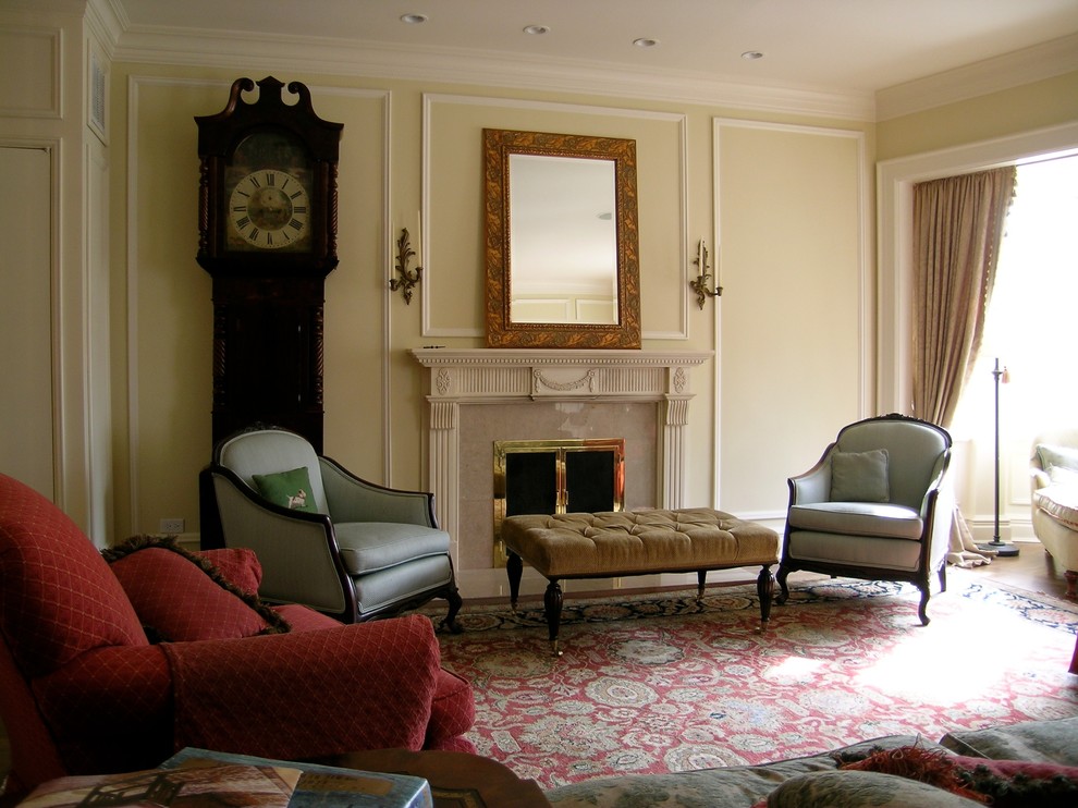 Old Town Renovation - Traditional - Living Room - Chicago - by Randall Architects | Houzz