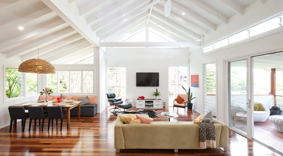 Inspiration for a contemporary living room remodel in Brisbane with white walls