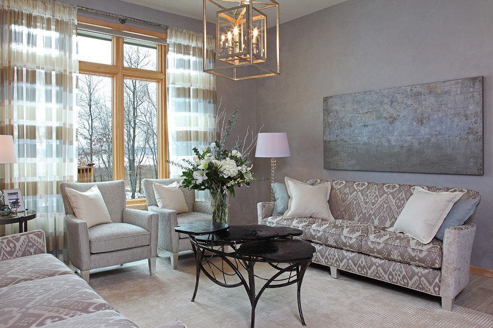 На фото: большая парадная, открытая гостиная комната в стиле модернизм с серыми стенами и полом из керамогранита без камина, телевизора с