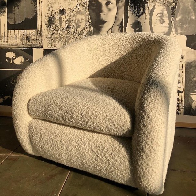 Our Portfolio Contemporary Living Room Los Angeles by Diamond