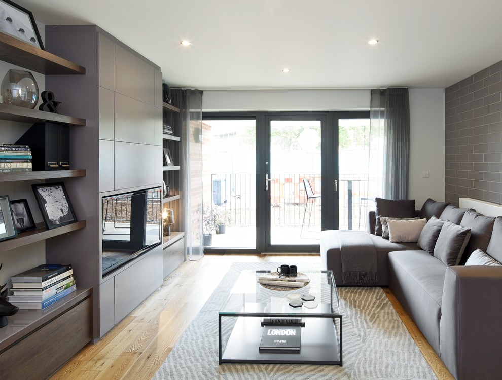 Modernes Wohnzimmer in Surrey