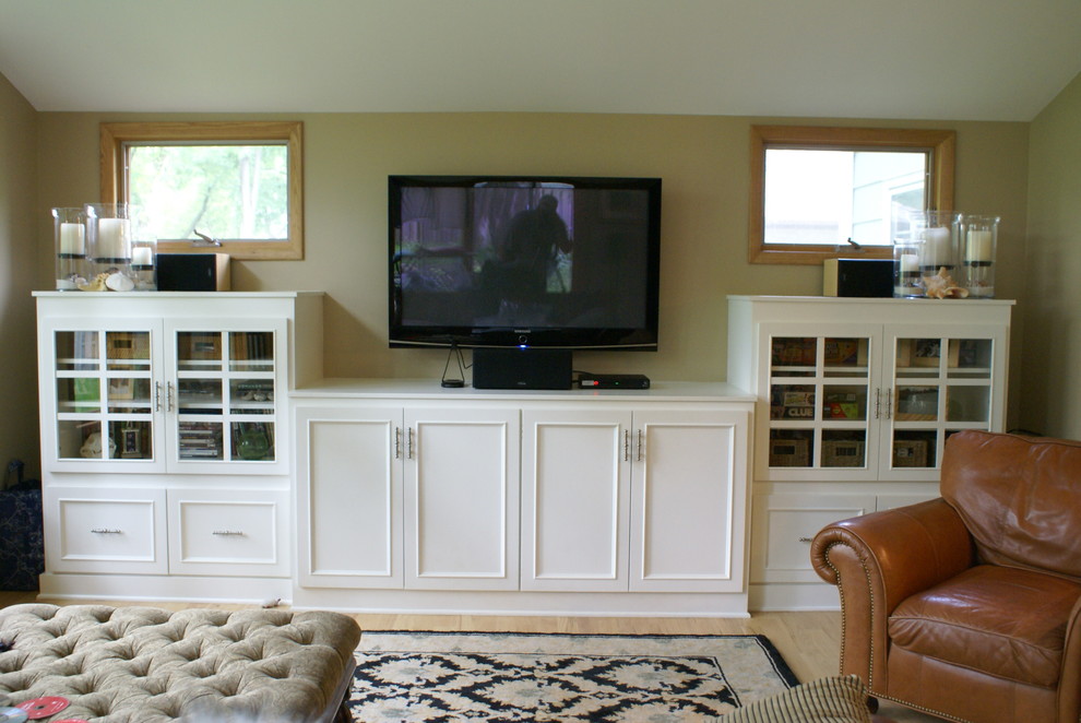 Painted Living Room Traditional Living Room Minneapolis by Bergstrom Houzz