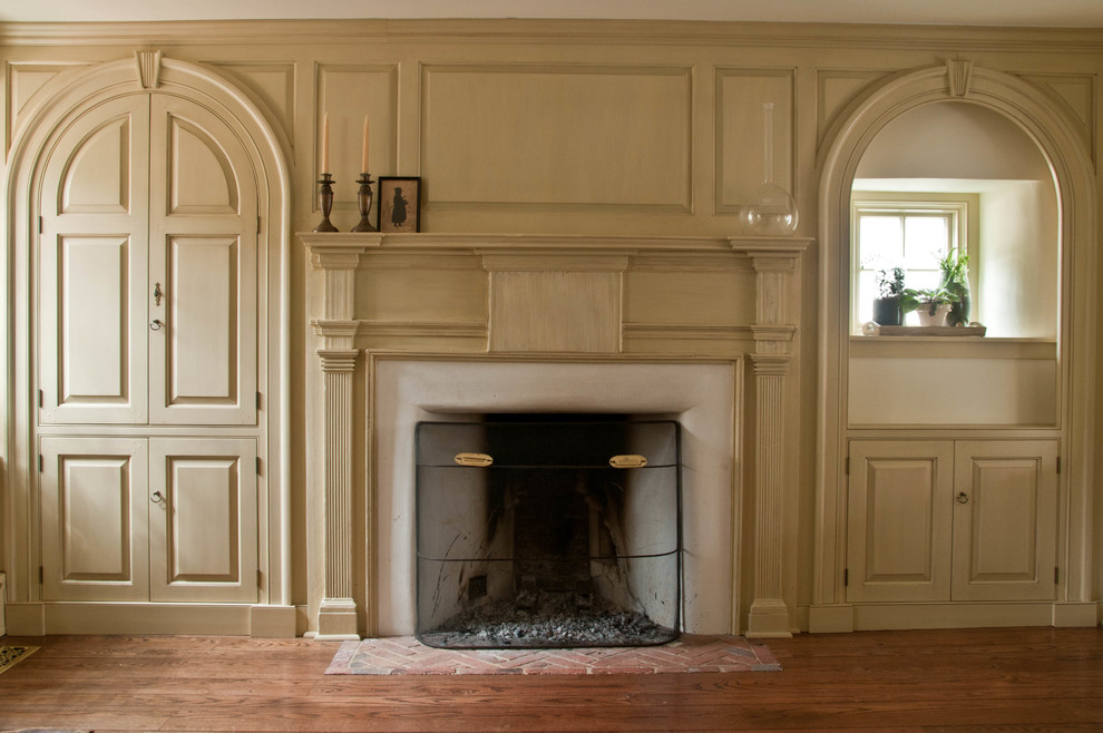 Paper Mill House Traditional Living Room Philadelphia by Archer