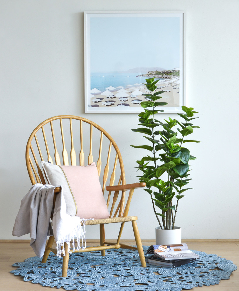 Inspiration for a modern living room remodel in Melbourne