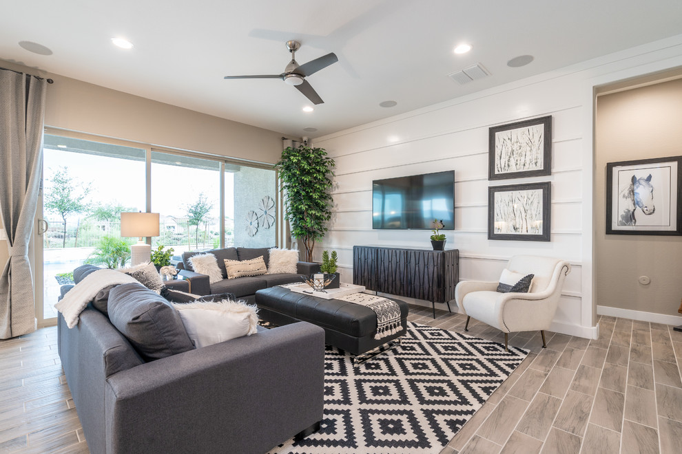 Phoenix, Arizona Peralta Canyon Hacienda Cinnabar Living Room