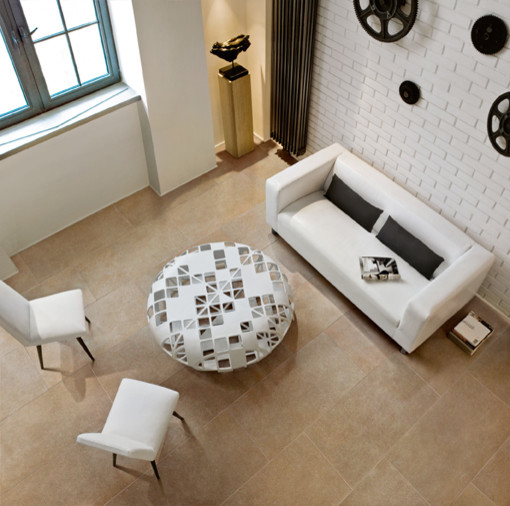 Idées déco pour un grand salon moderne avec un sol en carrelage de porcelaine.