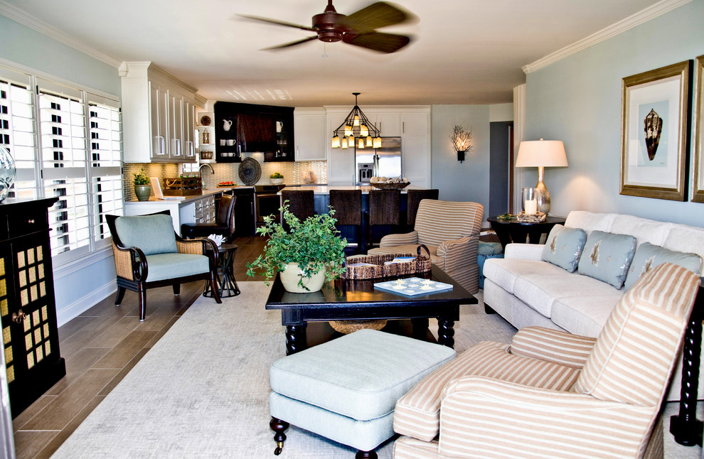 Living room - tropical living room idea in Jacksonville