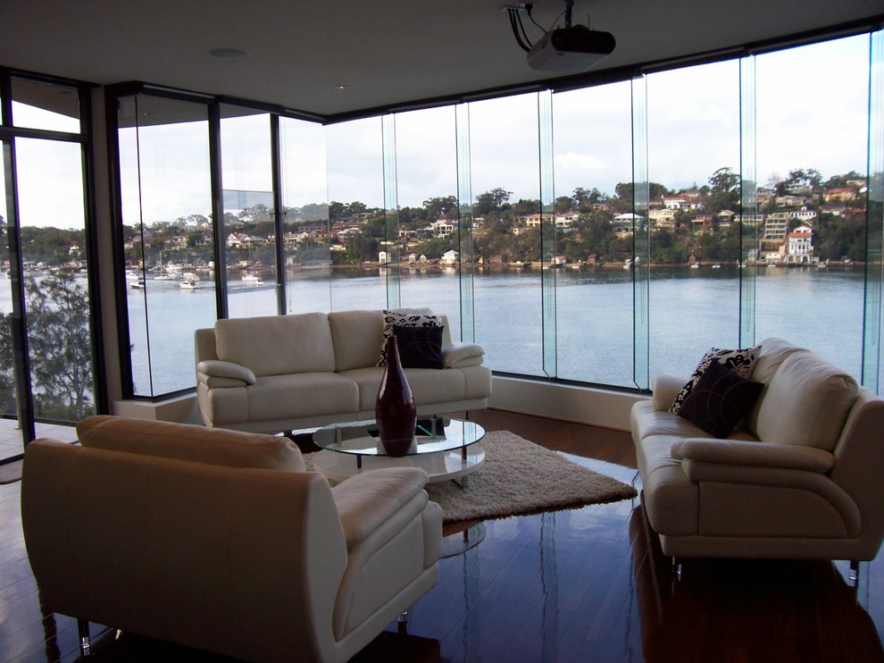 Living room - contemporary living room idea in Sydney