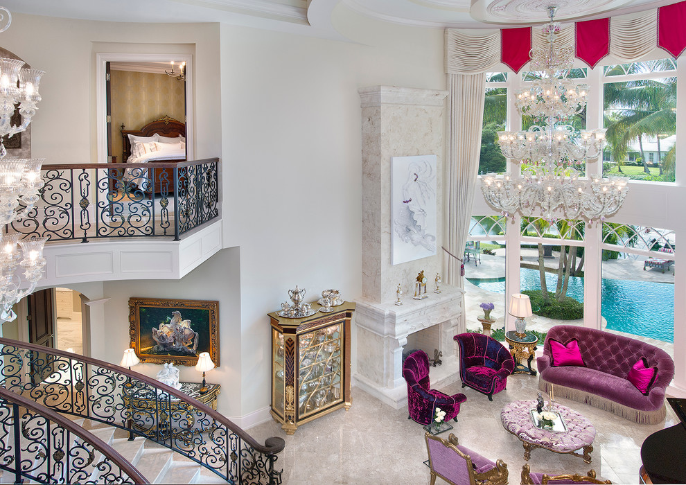 Cette photo montre un grand salon éclectique ouvert avec une salle de réception, un mur blanc, un sol en marbre, une cheminée standard, un manteau de cheminée en pierre et aucun téléviseur.