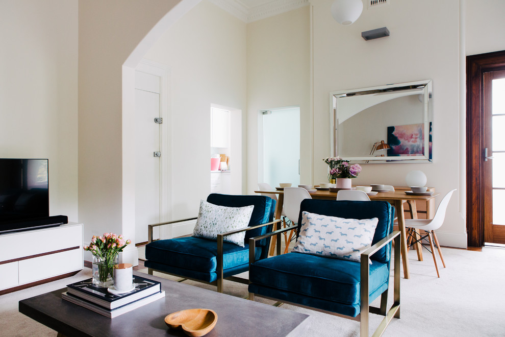 Small transitional living room photo in Sydney