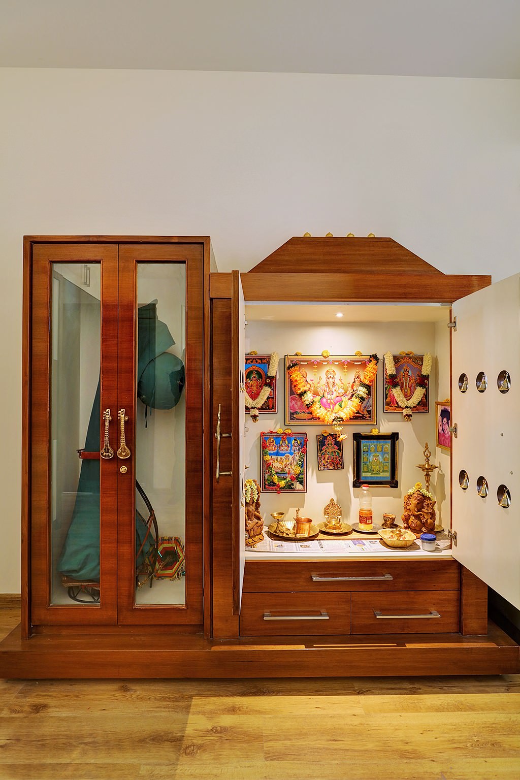 Pooja Room: Photos, Designs & Ideas