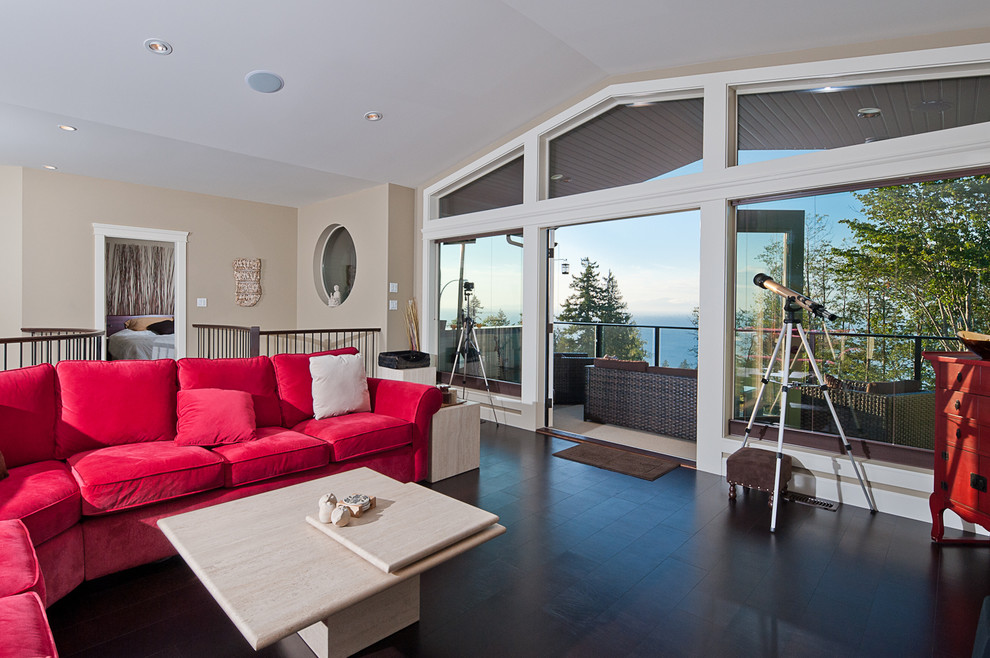 Modernes Wohnzimmer in Vancouver
