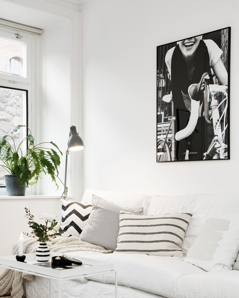 Inspiration for a scandinavian living room remodel in Gothenburg