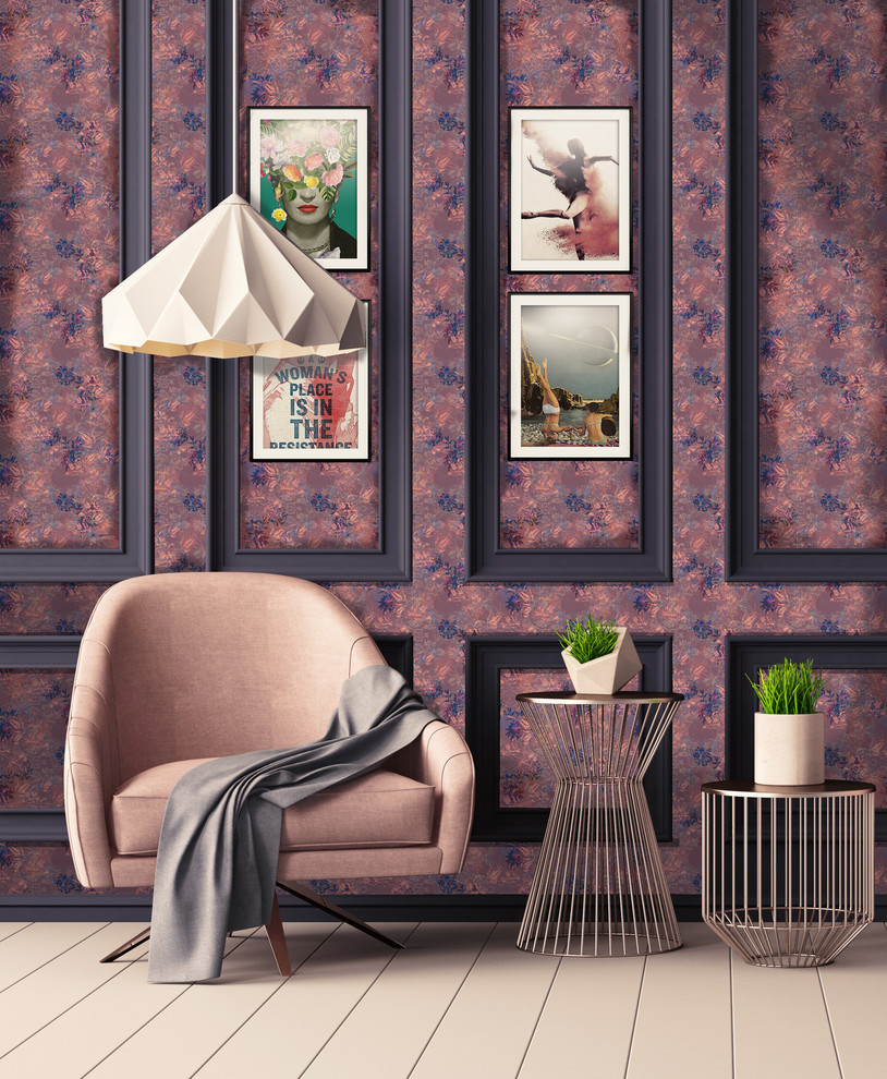 Пример оригинального дизайна: открытая гостиная комната среднего размера в викторианском стиле с с книжными шкафами и полками, розовыми стенами, деревянным полом и розовым полом