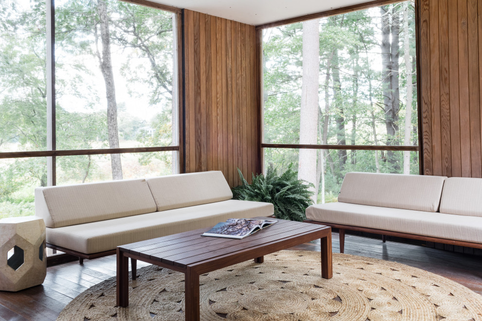 Inspiration for a 1950s living room remodel in Boston