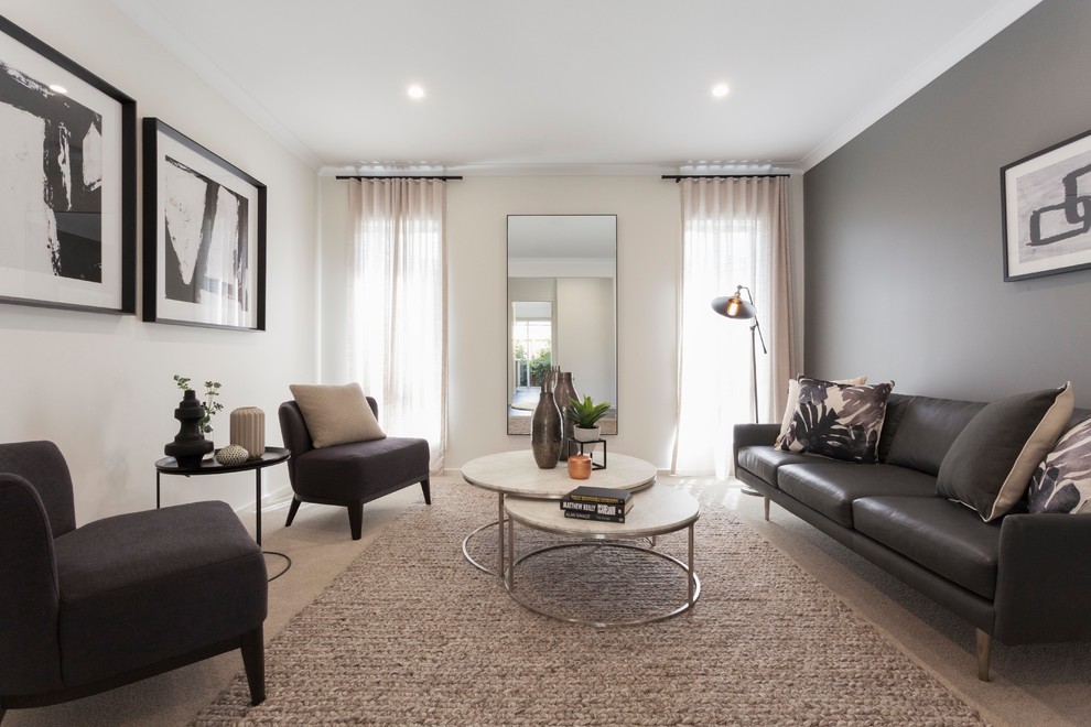 Idéer för ett modernt vardagsrum, med grå väggar, heltäckningsmatta och beiget golv
