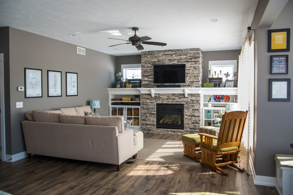 Railside Farmhouse Farmhouse Living Room Grand Rapids by DK