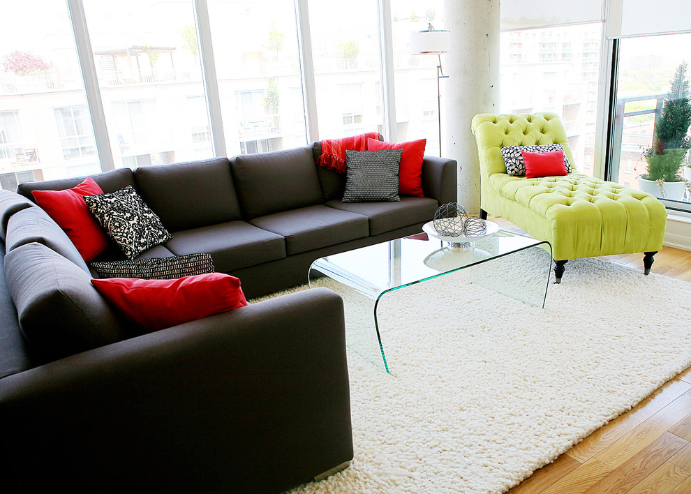 Example of a trendy living room design in Toronto with white walls