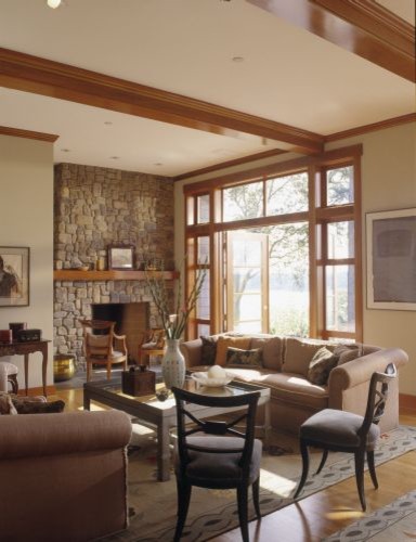 Inspiration for a traditional living room in Seattle.