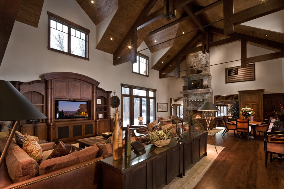 Inspiration for a traditional living room in Salt Lake City.