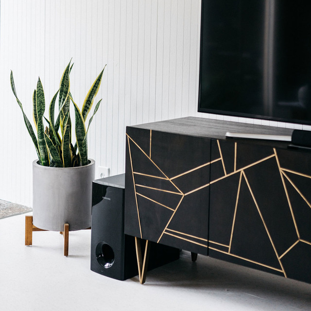 Roar and rabbit brass 2024 geo inlay bed