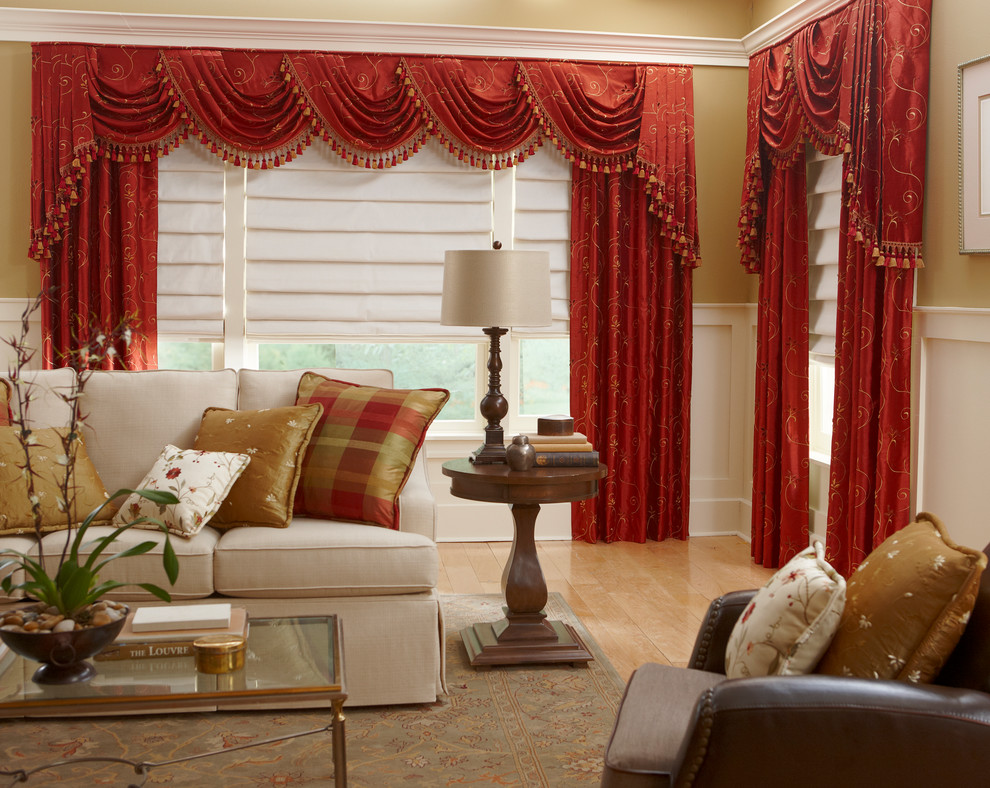 Roman Traditional Living Room Detroit by