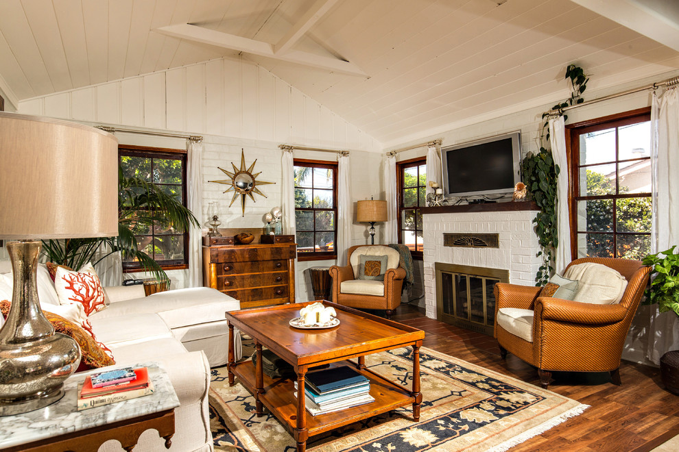Rubenstein Avenue Vintage Beach Cottage - Beach Style - Living Room ...