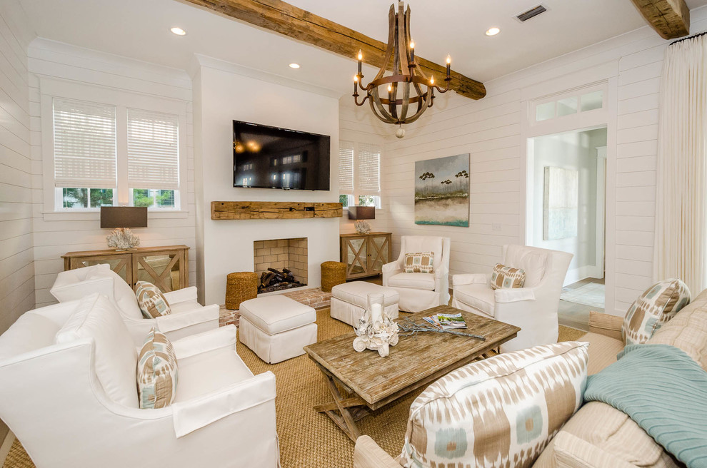 Beach style living room photo in Miami
