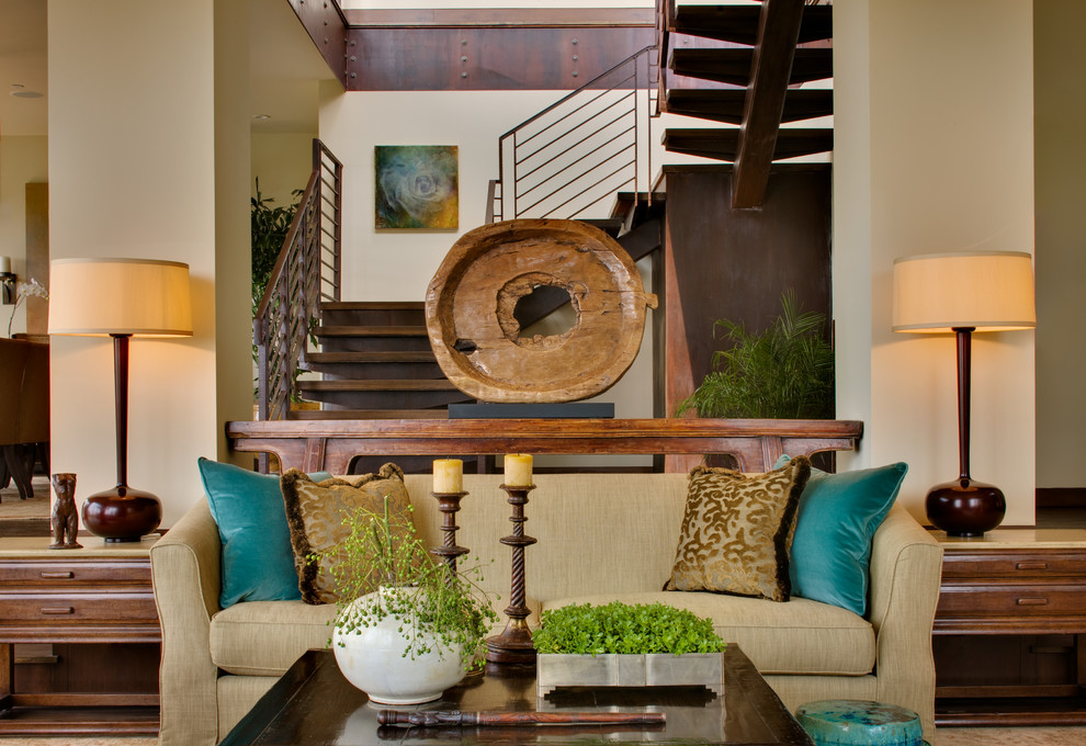 This is an example of a rustic living room in Los Angeles.