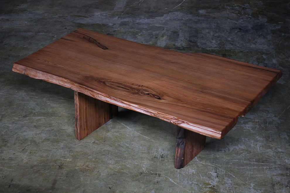 Rustic Reclaimed Live Edge Tables - Salón - Nashville - De Littlebranch ...