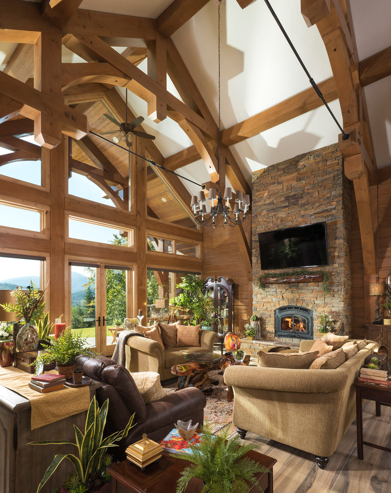 Mountain style living room photo in Seattle