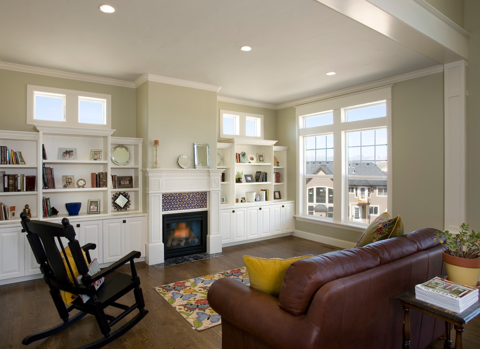 Design ideas for a traditional living room in Salt Lake City.